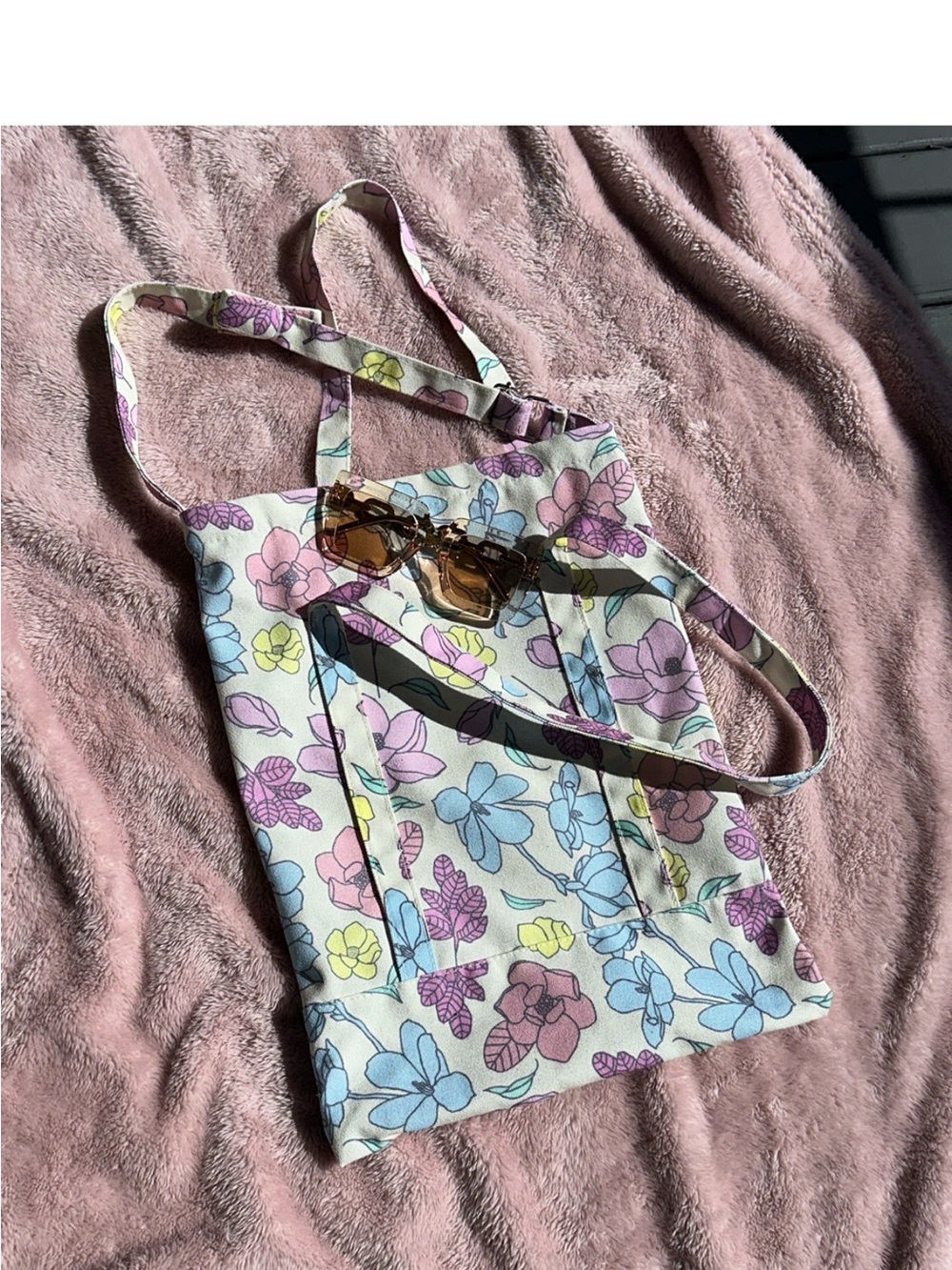 Floral Crossbody Tote Bag in Pastel Multi